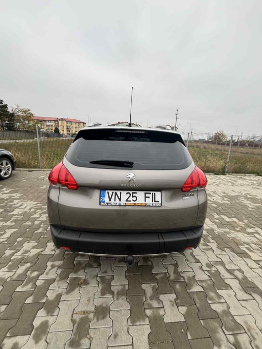 De vanzare  Peugeot 2008 e HDI