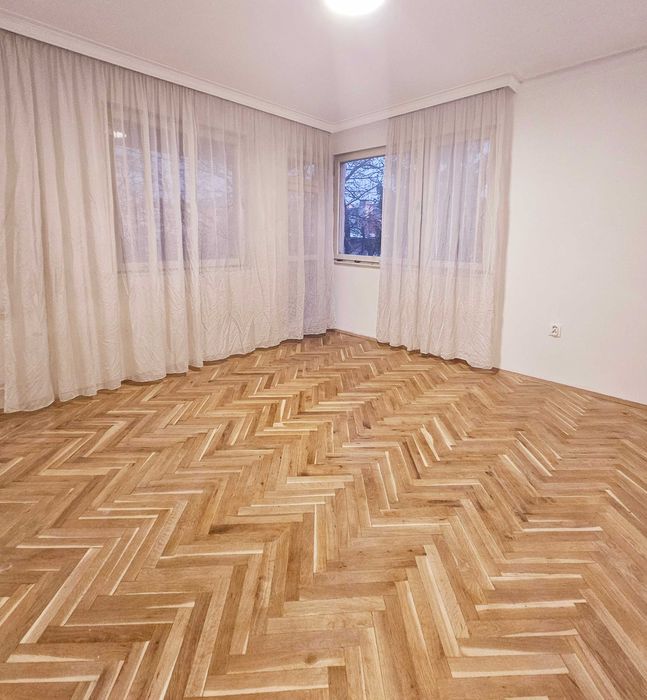 Дава се под наем Тристаен апартамент в София, Лозенец - 120 кв.м за 449000 € - Снимка #5