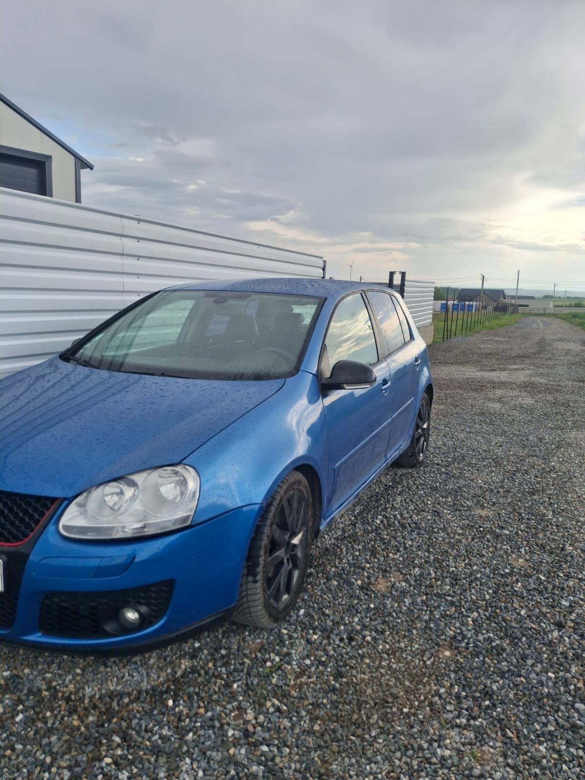 Vând sau schimb Golf 5 2006
