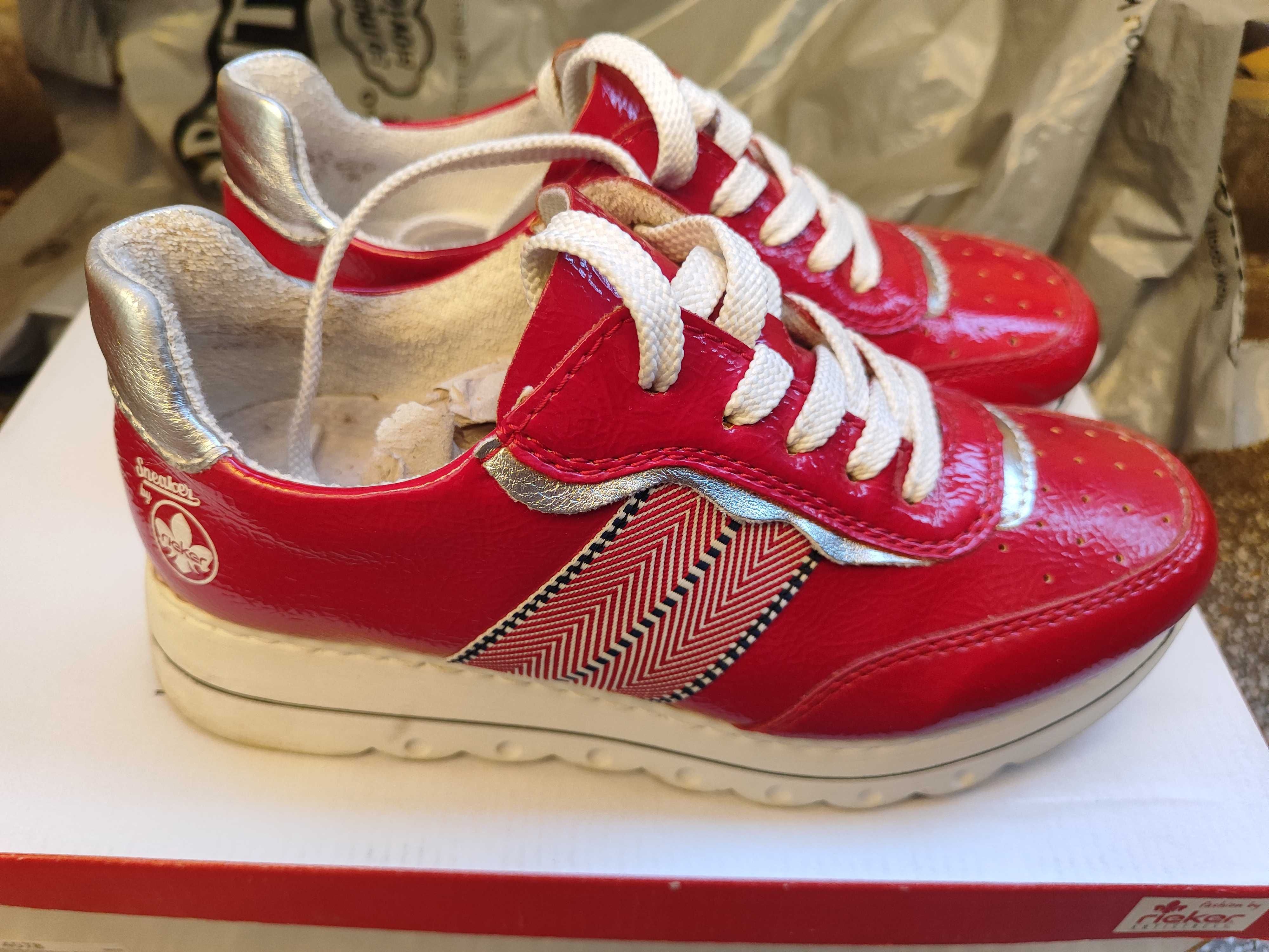 Adidas, Rieker обувки