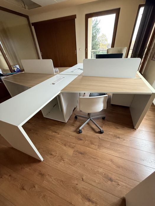 Продавам Италиански бюра Las Mobili