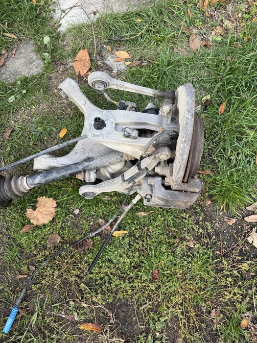 Продавам части за bmw e61