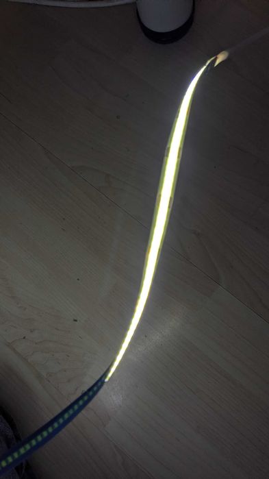 Banda led 320 led/m, lungime 4m, întrerupător dinabil, incarcator usb