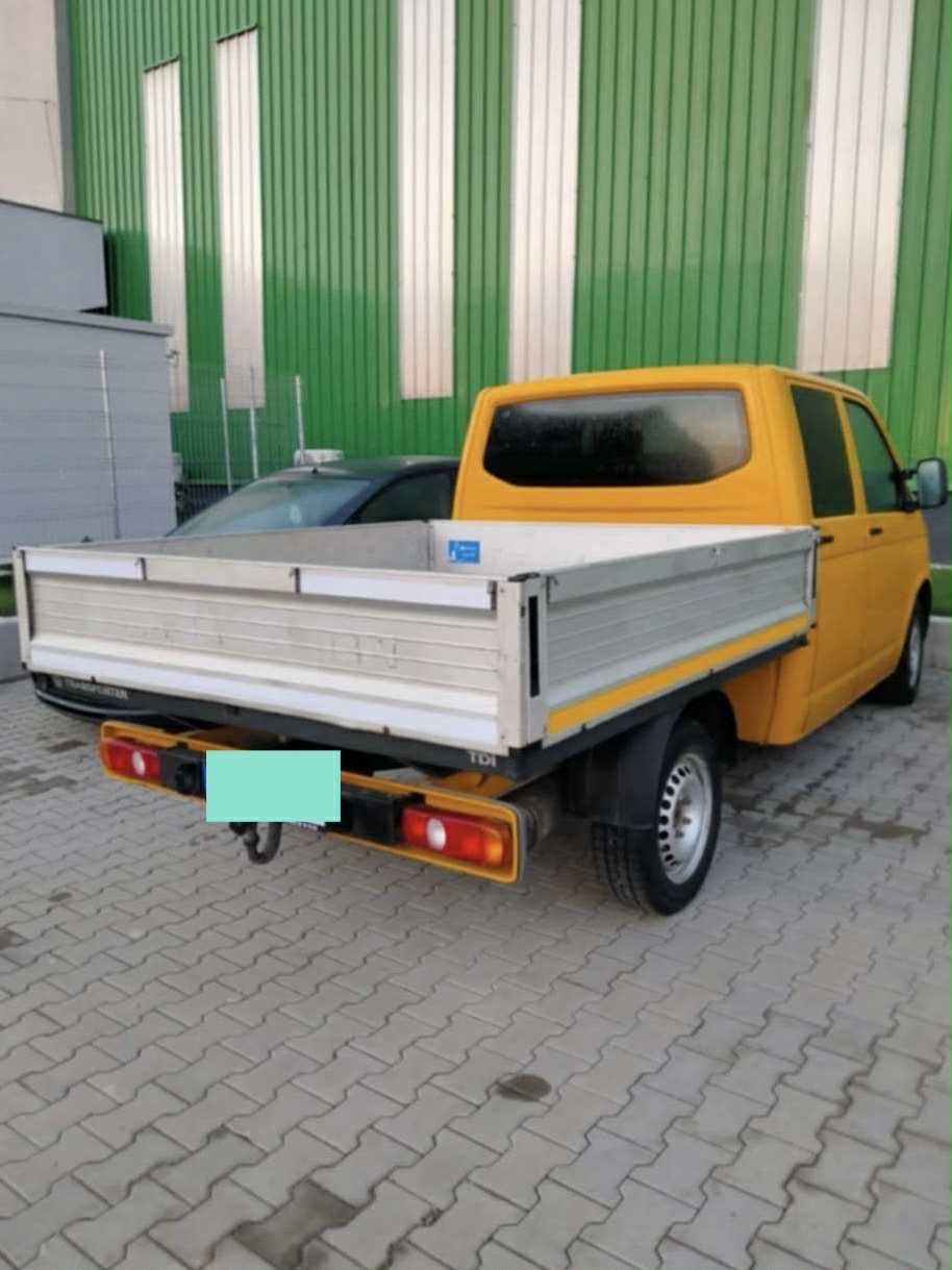 Volkswagen T5  2011