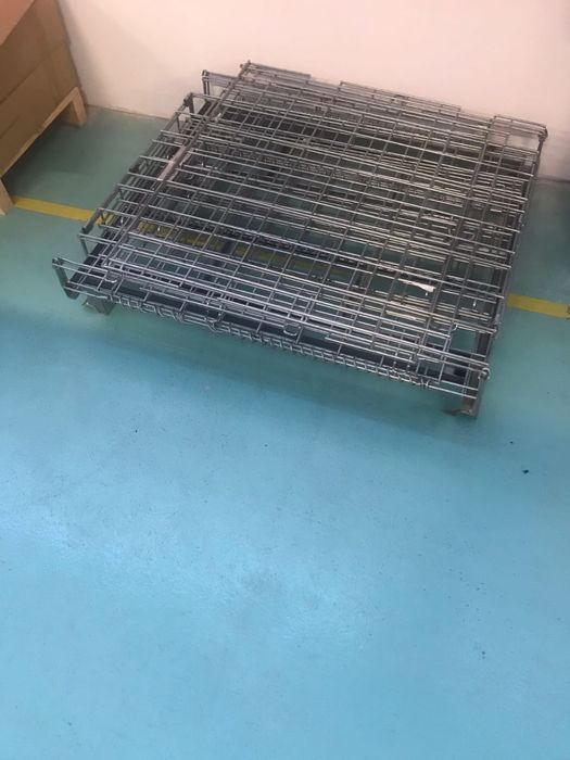 Boxpaleti  pliabile solide in stoc