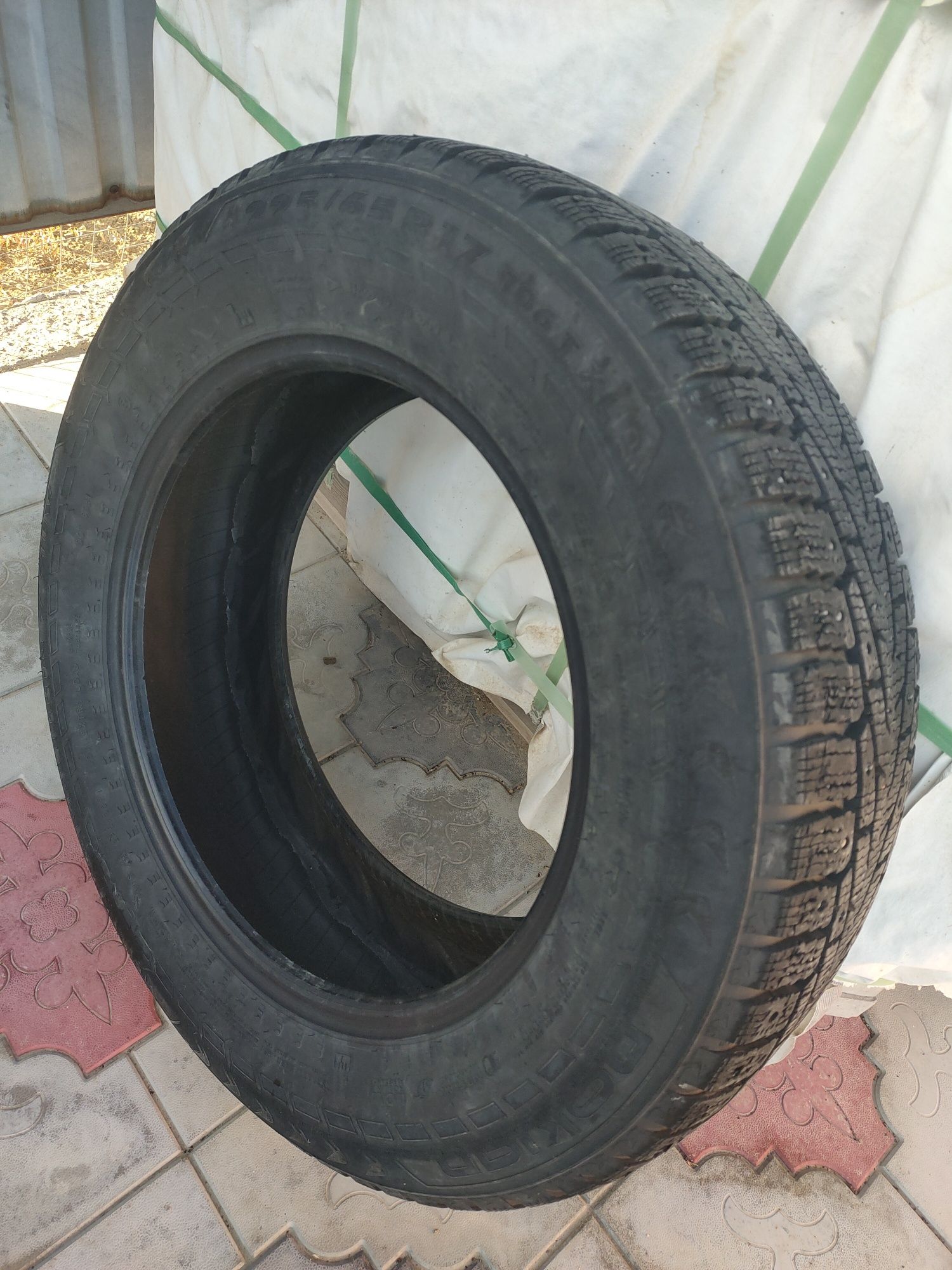 Шины зимние 225/65 R17