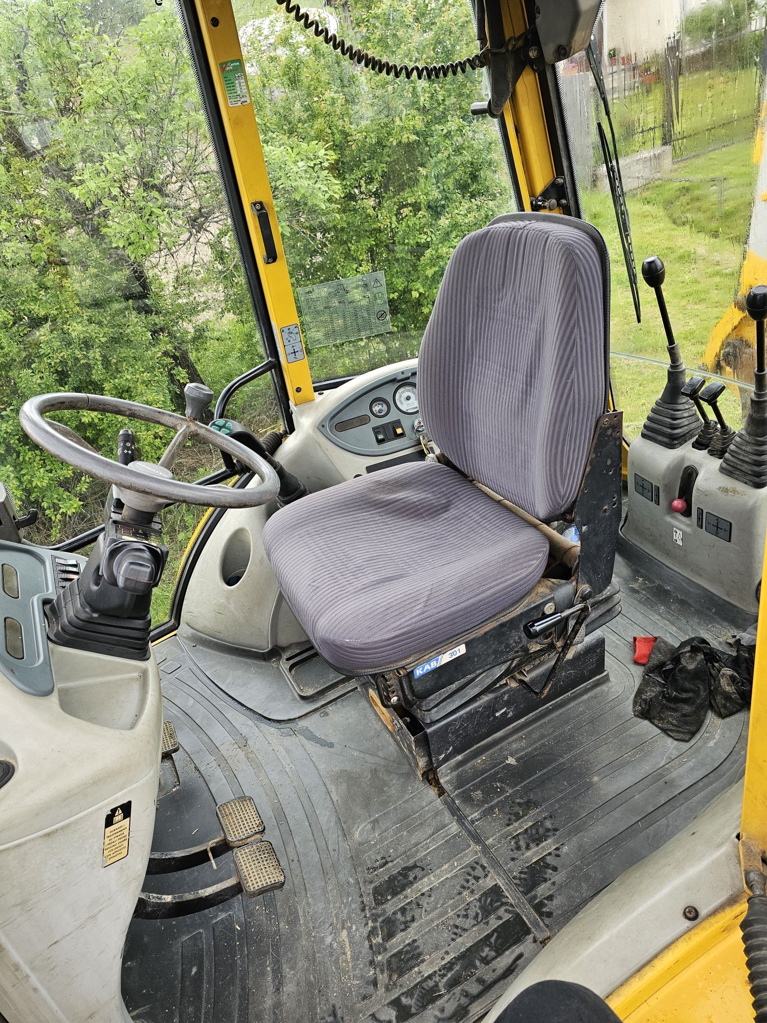 Vand Buldo-excavator Komatsu wb97-r2 3900h
