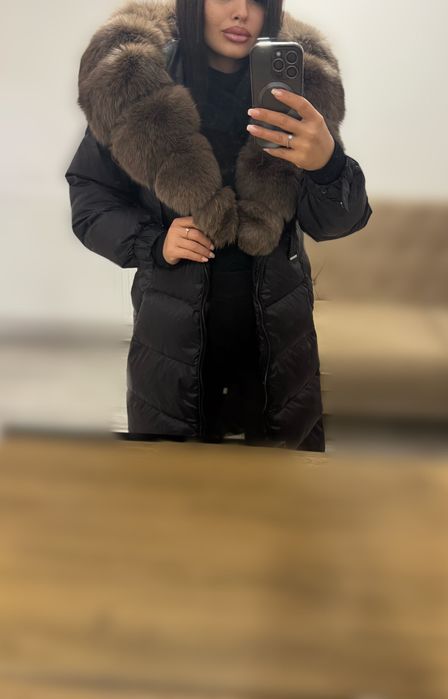 Geaca lungă cu blana naturală