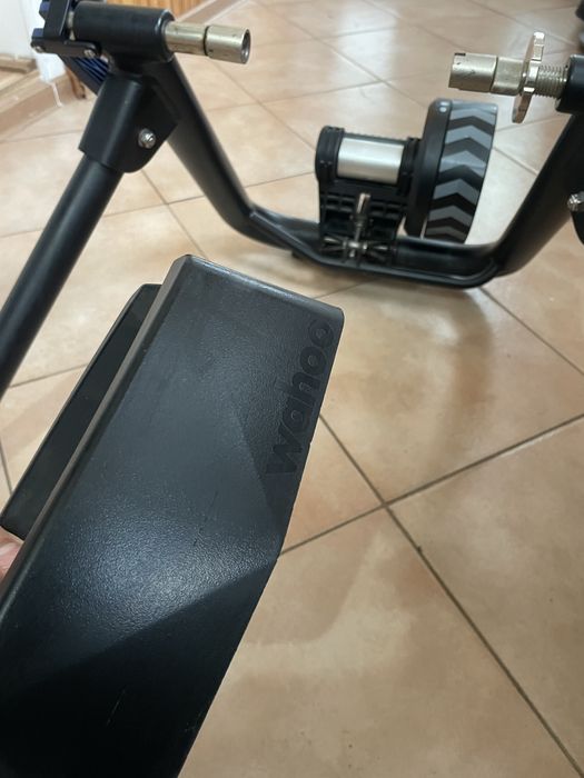 Trainer Bicicleta Wahoo KICKR SNAP