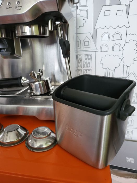 Еспресо машина SAGE Barista Express Кафемашина с кафемелачка