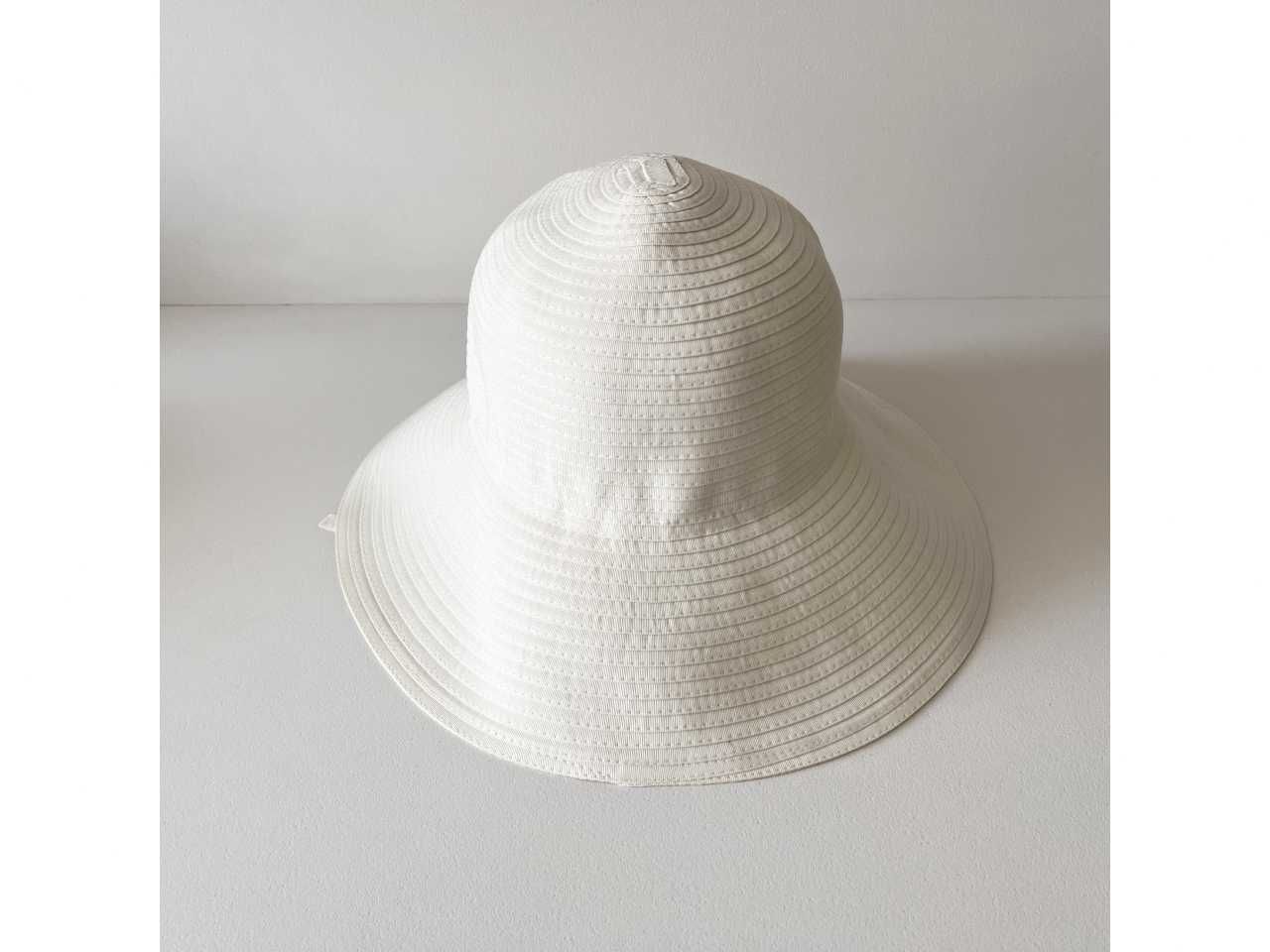 Новa дамска шапка H&M М/56см