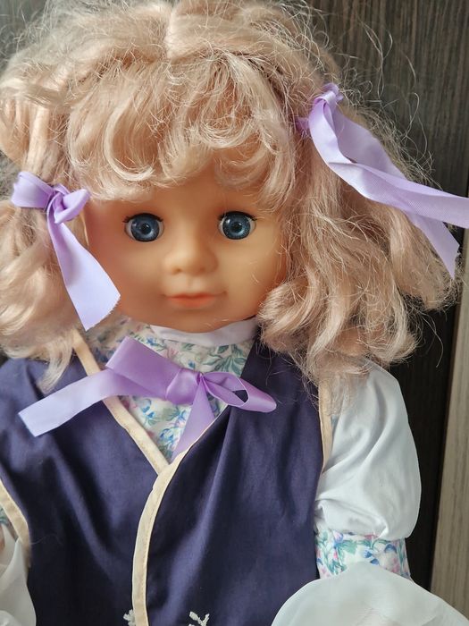 Păpușă veche de peste 40de ani