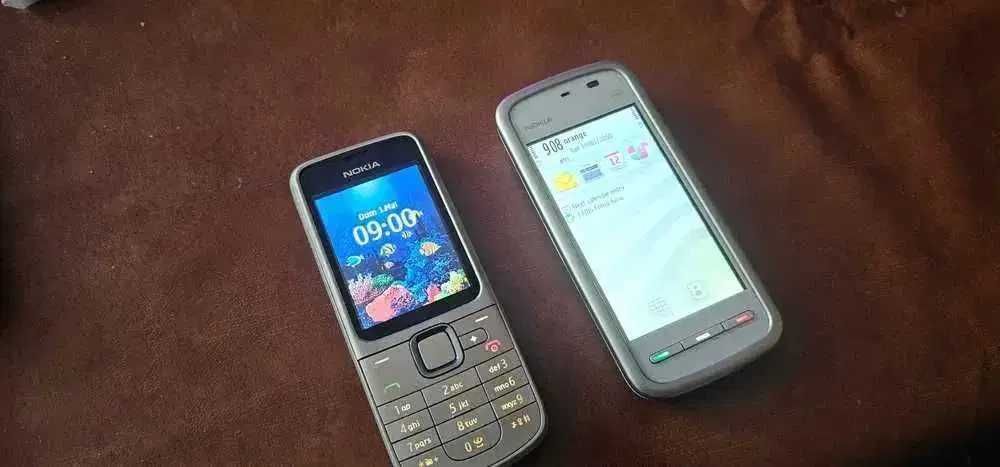 Nokia 2710 Navigation Edition nokia 5230