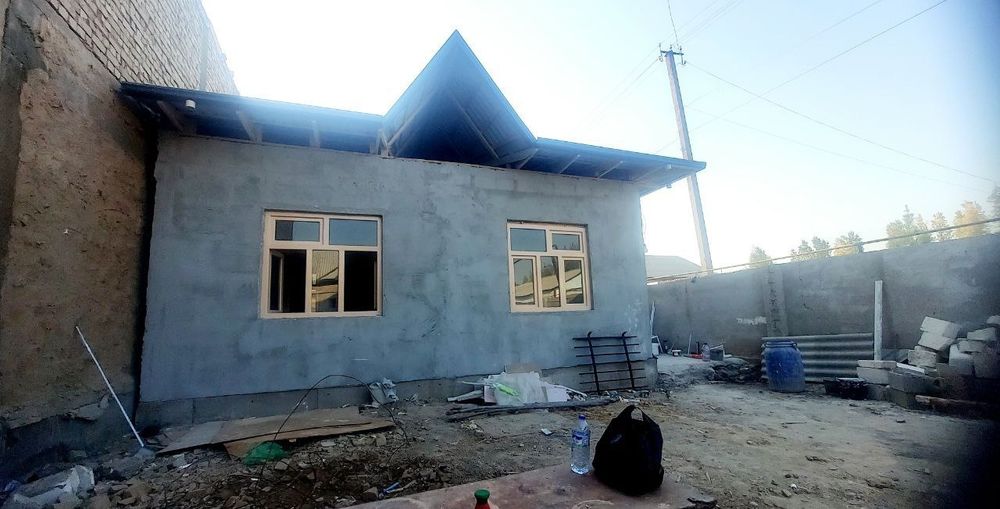 Авангард бойкургон 3-хона 2-сотих сотилади