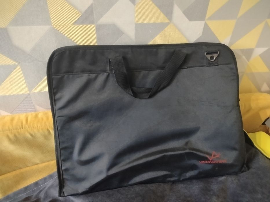 Продам сумку для худ рисунков А3