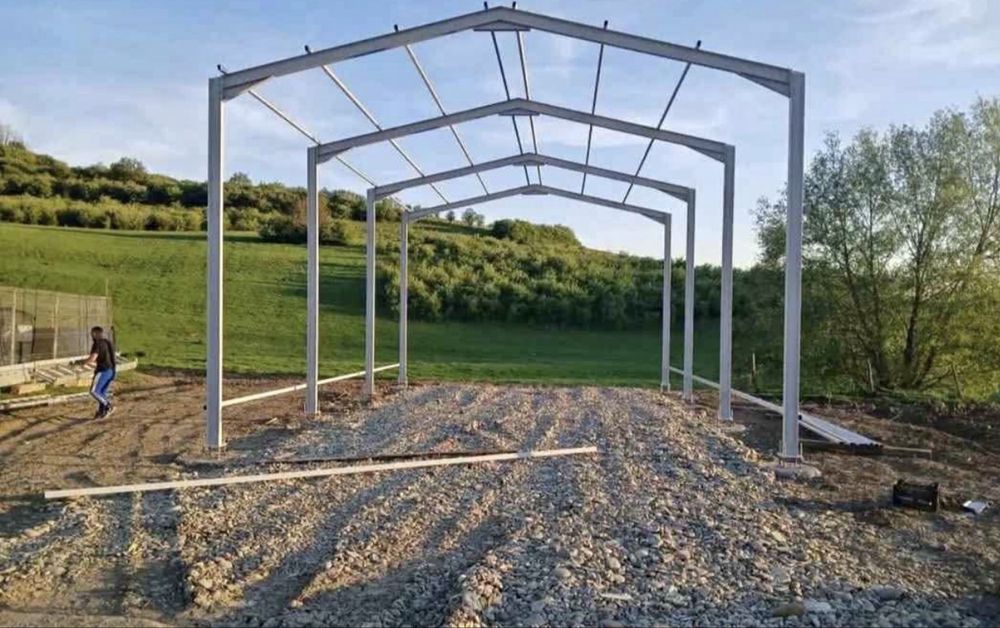 Vand hale si structuri metalice accept variante auto