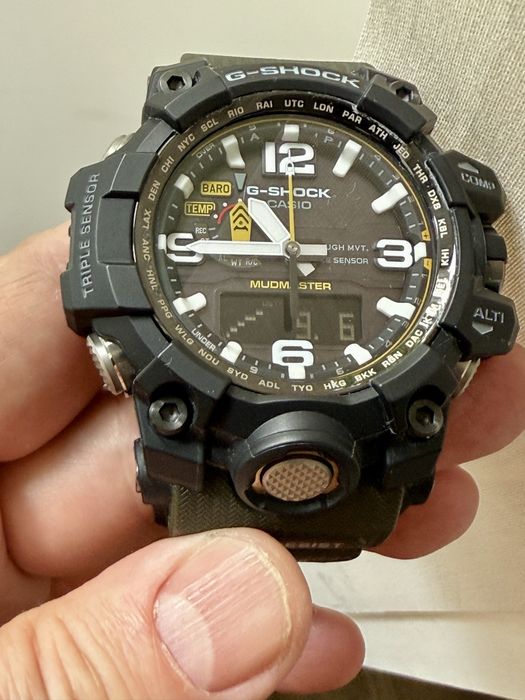 Ceasuri Casio G-Shock Mudmaster GWG-1000-1A3ER si GD-350-1B. Nu schimb