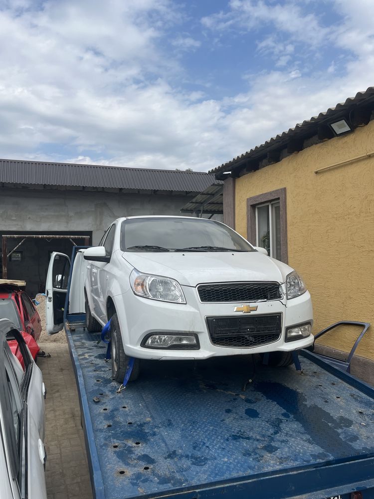Нексия R3,Р3 запчасть Авторазбор Р3 в наличии есть все запчасти!