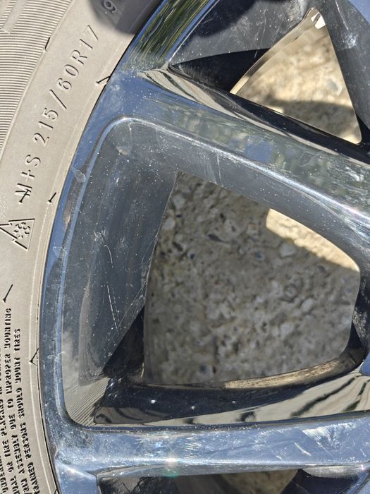 Vand roti iarna Mazda originale 215/60/r17