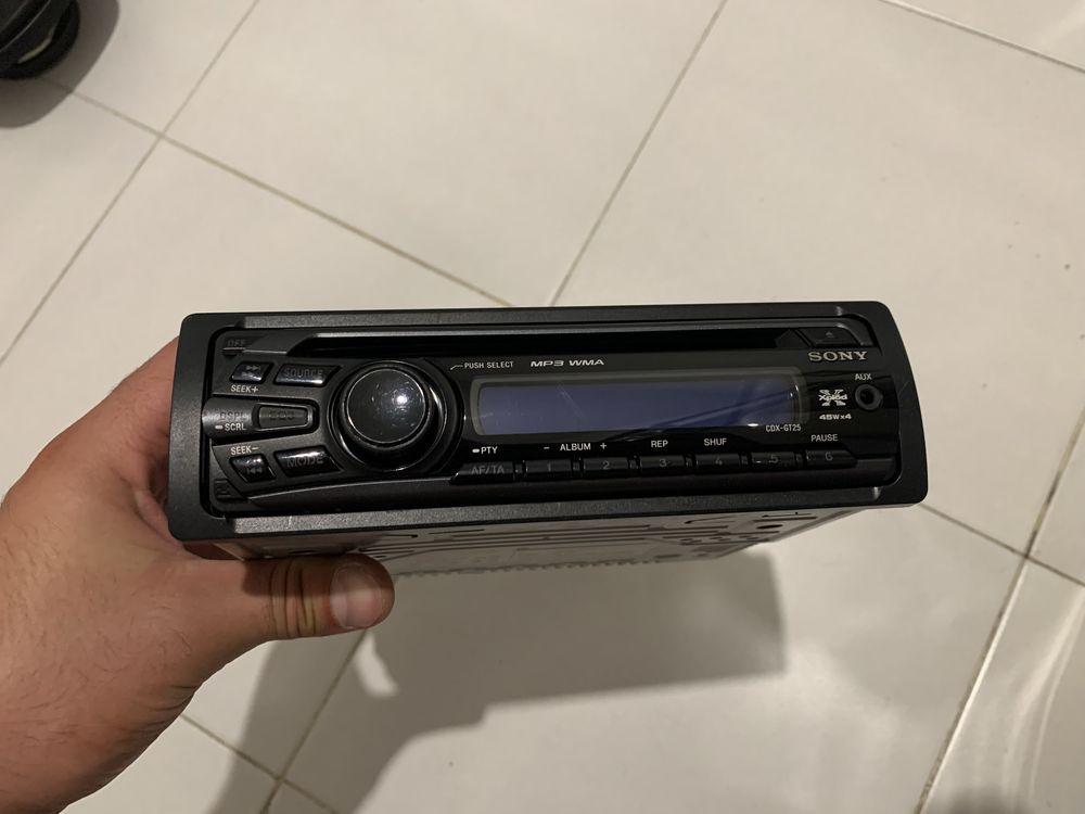 Авто Cd плеър Sony