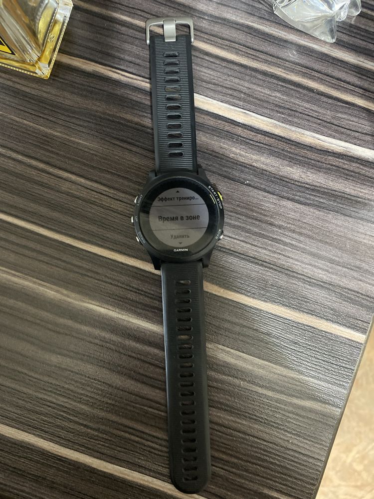 Часы garmin forerunner 935