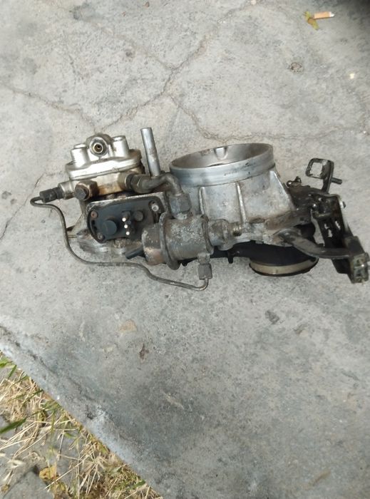 Инжекцион за mercedes 124 и 190 /1800 и 2000 кубика