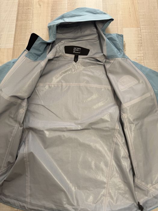 Geaca Goretex Arcteryx Beta LT mens S M L XI 550 lei