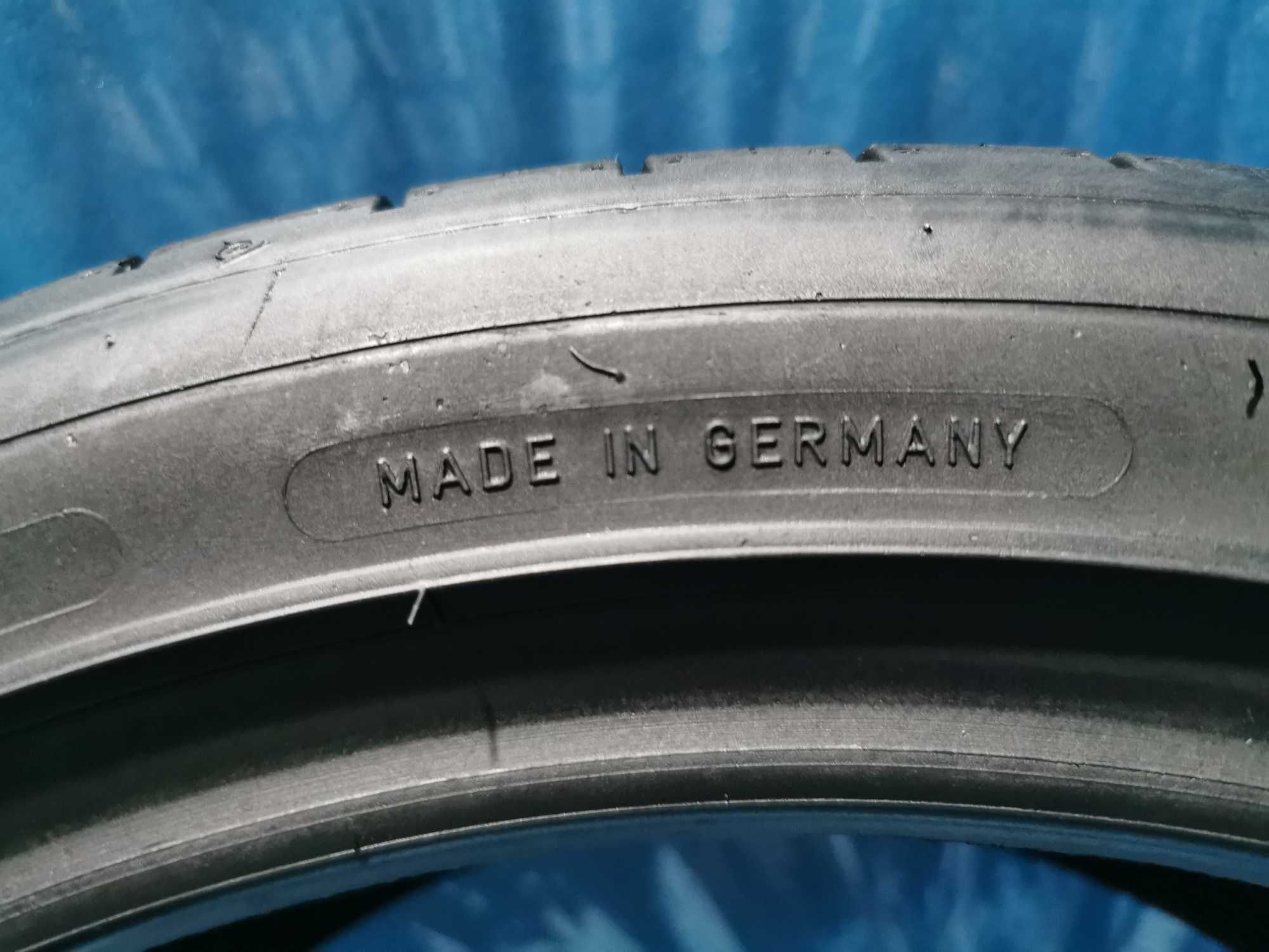 245 40 18 dunlop 4 buc