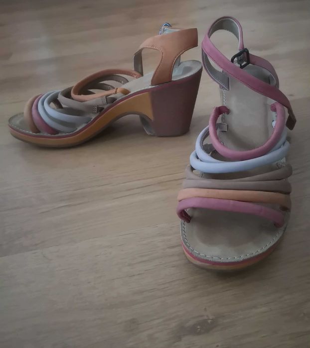 Дамски сандали CAMPER