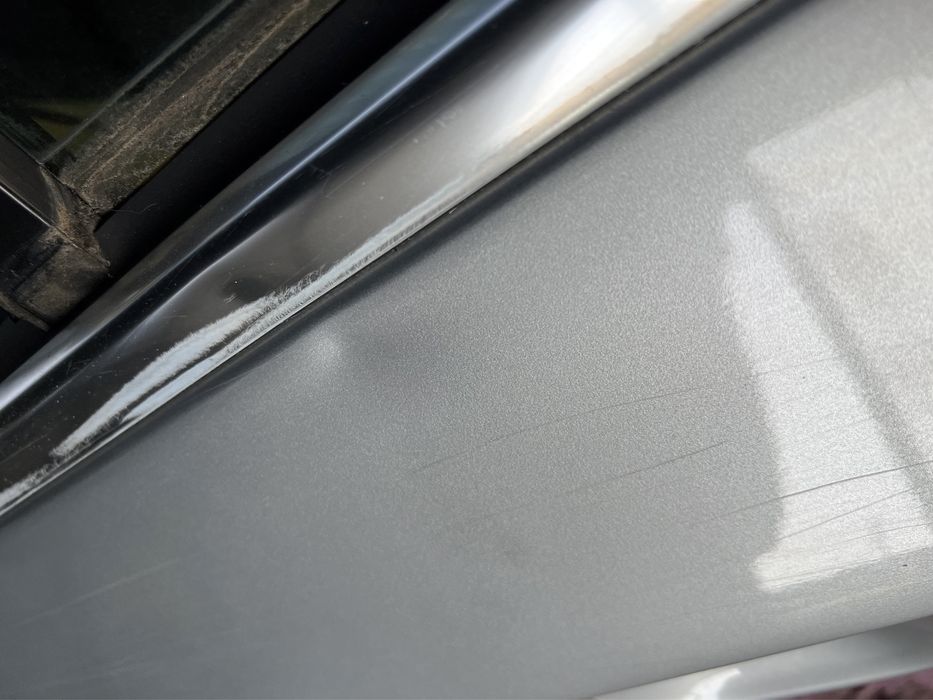 Portiera stanga spate pt vw passat cc gri cod culoare la7w