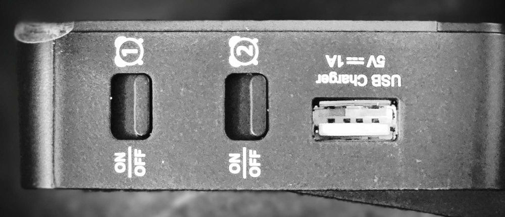 Ceas digital cu proiectie pe perete, nou