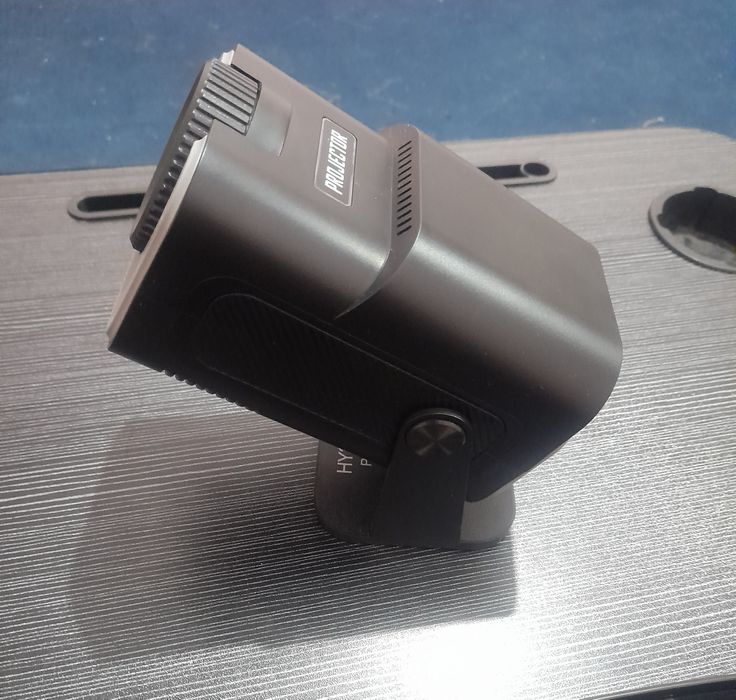 proyektor, проектор