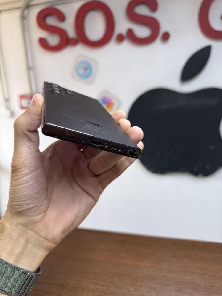 Vand Smasung S22 Ultra 256Gb black