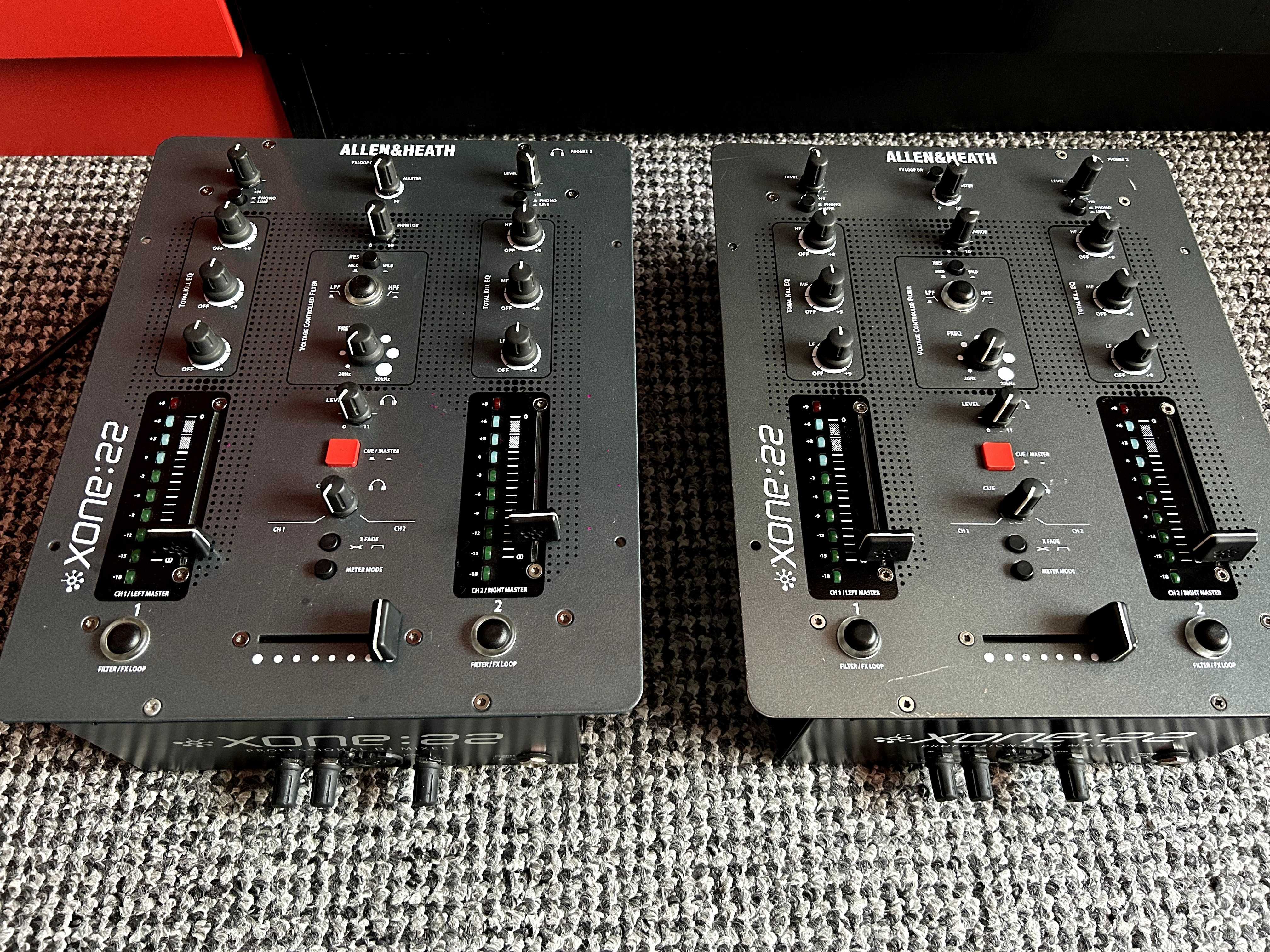 2 buc mixere audio ALLEN & HEATH XONE 22