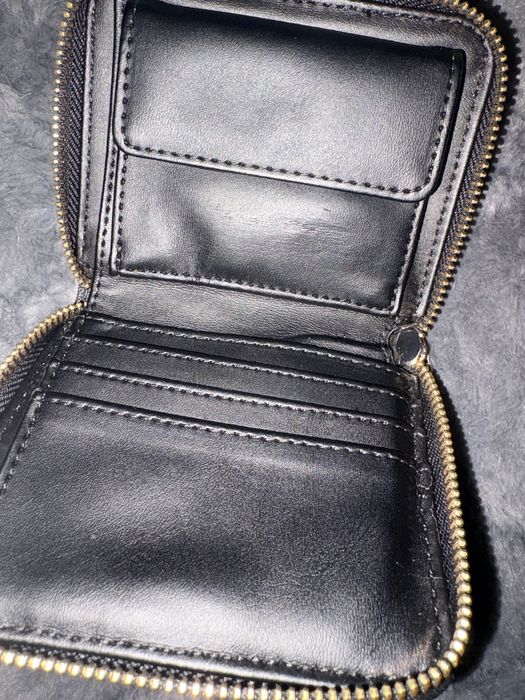 Дамско портмоне Guess