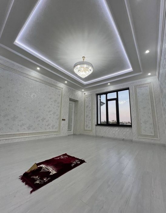 Уч кахрамондан кирганда Шуро махалла 1,5 сотих  2 этаж, 5 хона ховли