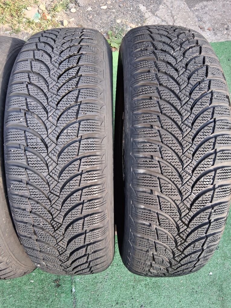 215 70 16 NEXEN 4броя зимни