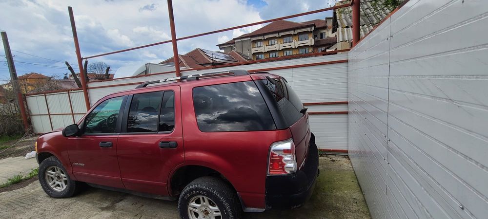Ford explorer xlt