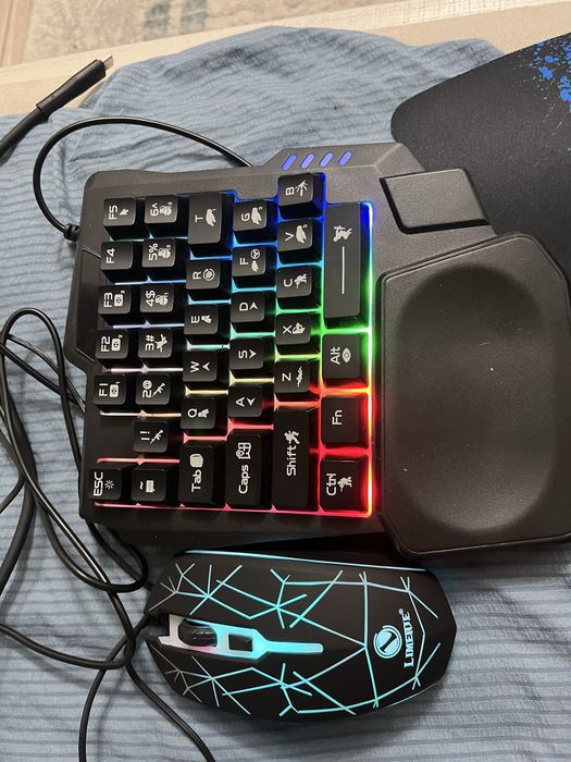 Клавитура и мышь для телефона