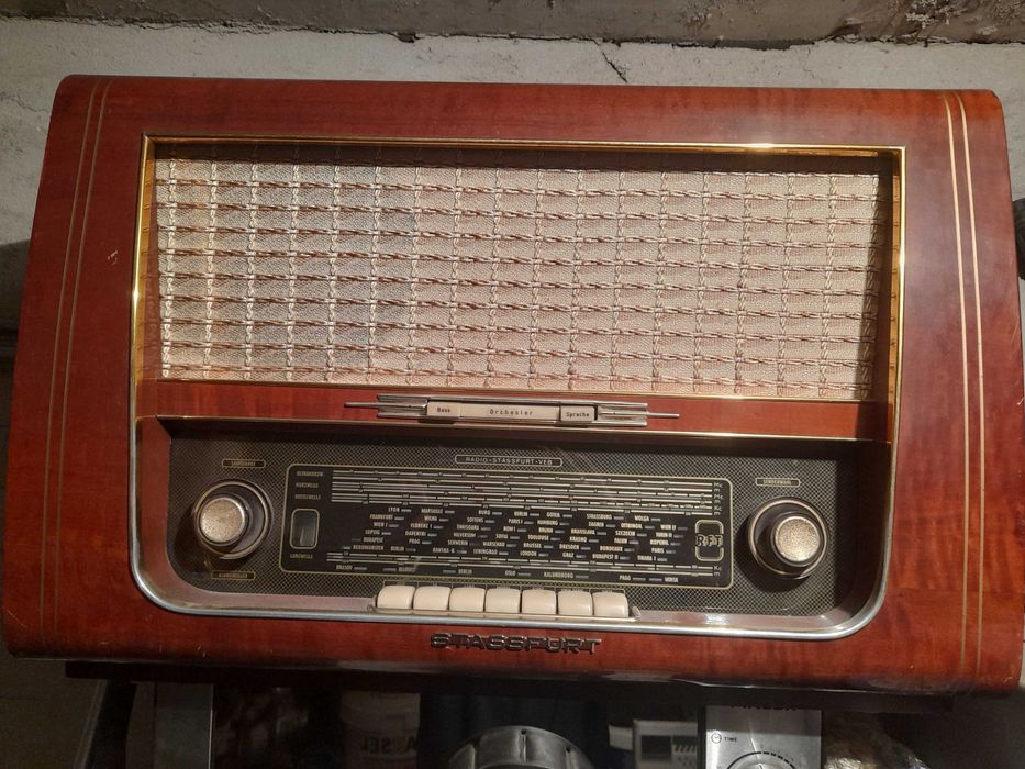 Ретро радио немско