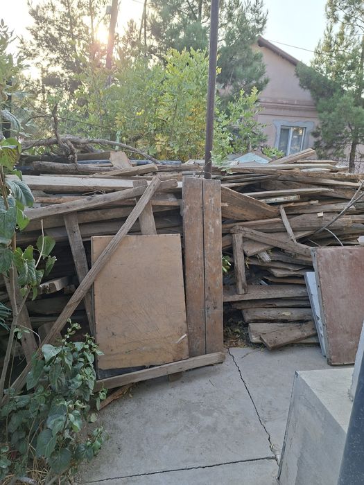 Дрова  и Доски разных размеров