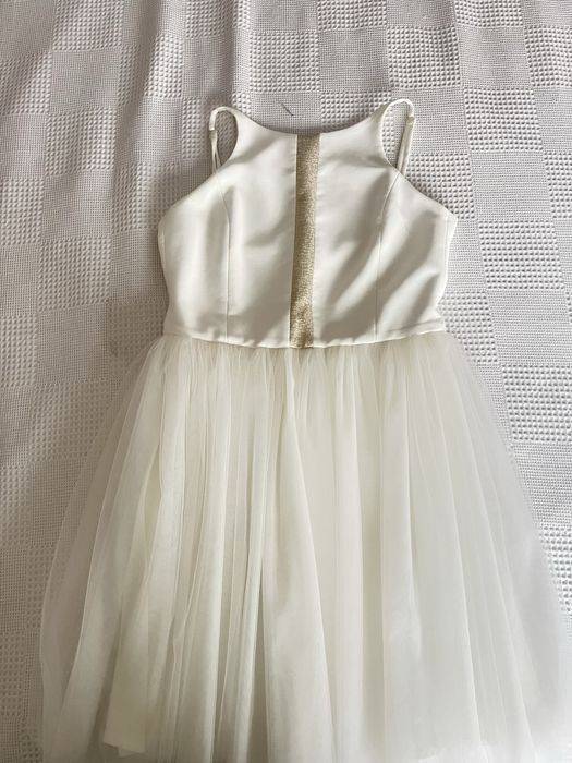 Бяла рокля на JUNONA