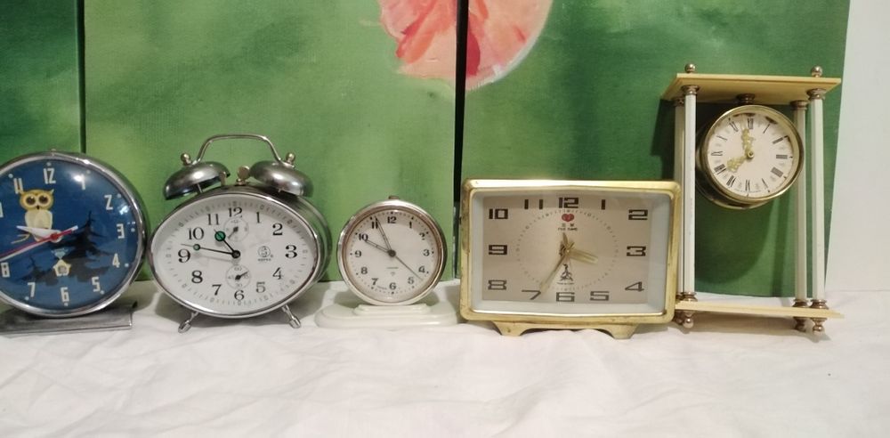 Ceasuri mecanice de masă