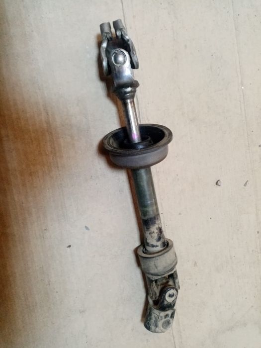 Кардан рулевой колонки на камри 35