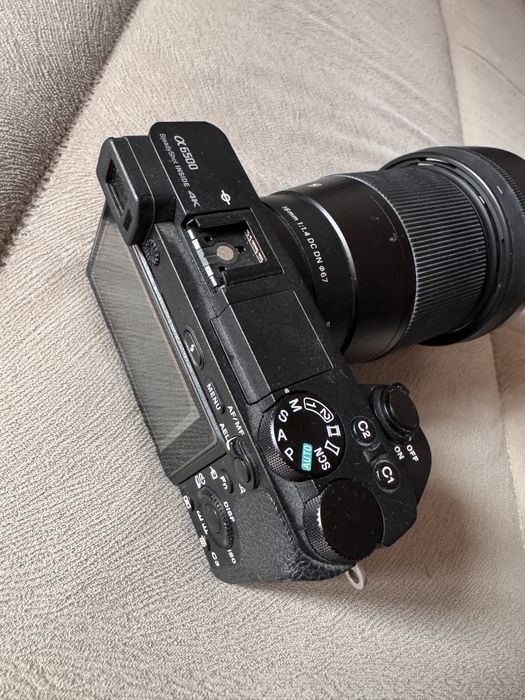 Sony A6500 + Sigma 16 mm F1.4 DC DN