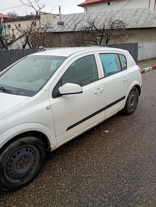 Vând Opel Astra h