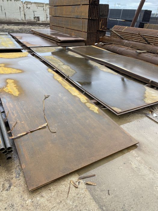 Листь металлически