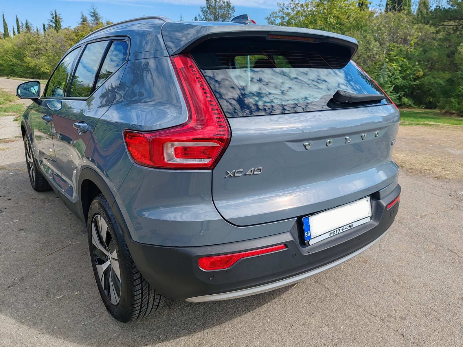 Volvo XC40 Plug in Hybrid T5 Two Engines