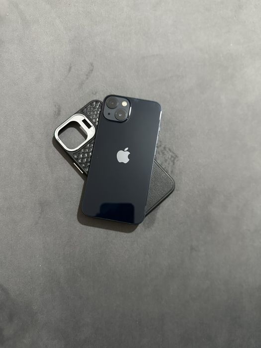 iPhone 13 128гб АКБ 89% в отличном состоянии