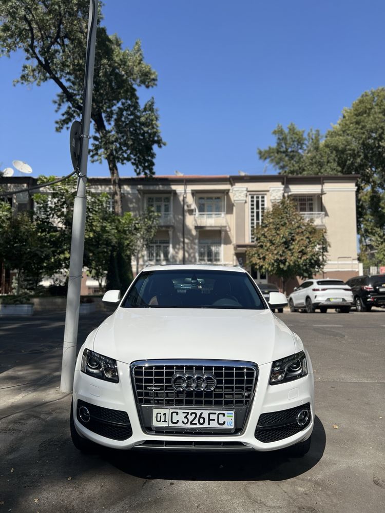 Продаю свою Audi Q5 2.0 TFSI